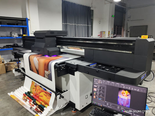 UV Ink Roll To Roll Printer กับ CMYK และสีขาว สําหรับการพิมพ์กระดาษผนังและกระดาษ UV